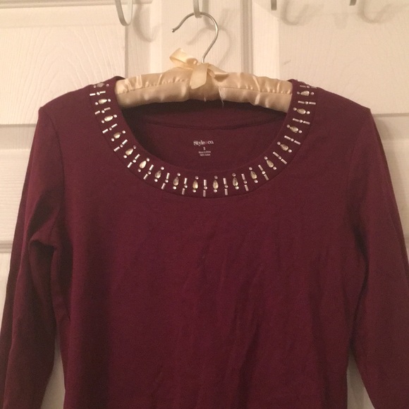 EUC 100% cotton top with crystals - Picture 2 of 12